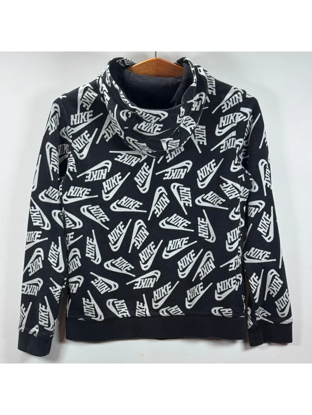 Nike Sportswear Club All-Over Print Pullover Hoodie - L